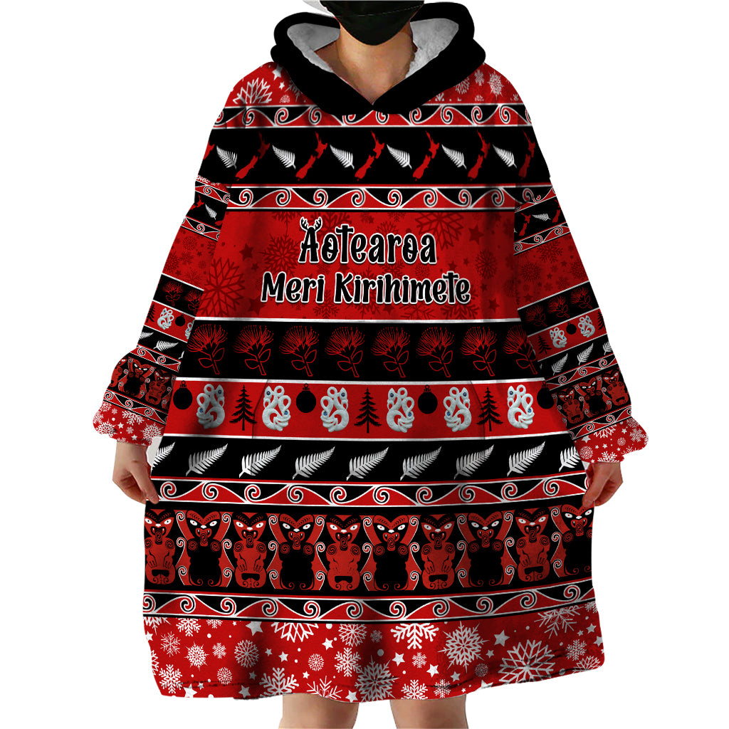Personalised New Zealand Christmas Wearable Blanket Hoodie Aotearoa Kiwi Meri Kirihimete Red Version LT14 - Polynesian Pride