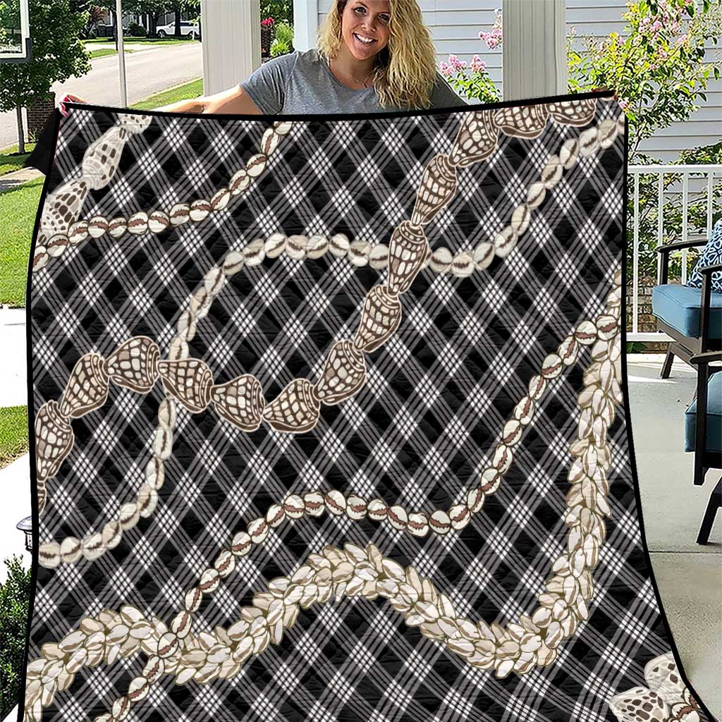 Black Aloha Hawaii Shell Lei Quilt Palaka Hebrew Cone Honey Cowrie Elegant Curves - Polynesian Pride