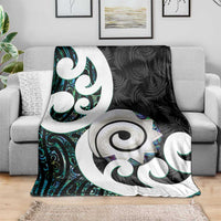 Aotearoa Koru Blanket Cyan Maori Paua Shell Mix Silver Fern