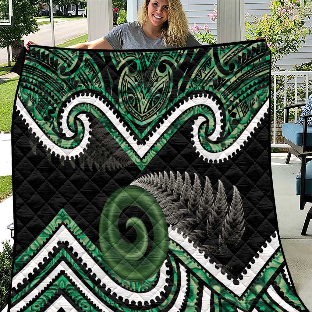 Koru Pounamu Aotearoa Quilt Maori Paua Shell Mix Silver Fern LT14 Black - Polynesian Pride