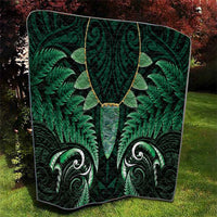 Aotearoa Pounamu Niho Quilt Silver Fern Mix Maori Pattern - Green