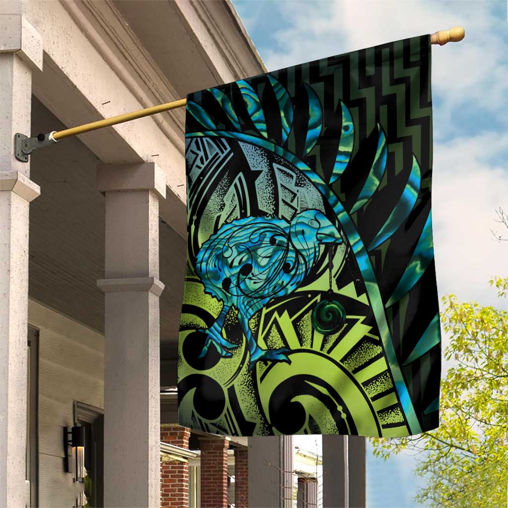 Southland Takehe Pounama Garden Flag Aotearoa Poutama Paua Shell Fern