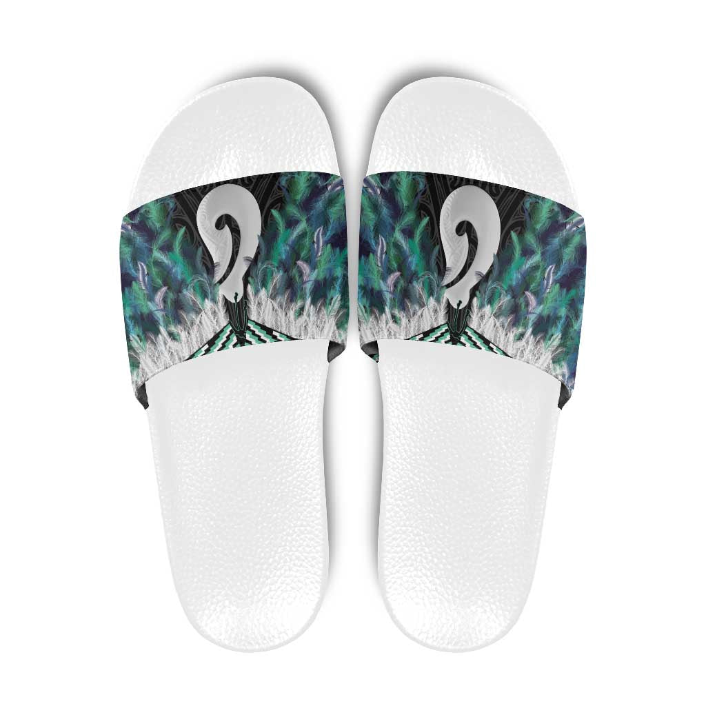 Aotearoa Korowai Motif Slide Sandals Hei Matau Poutama Maori Pattern - Polynesian Pride