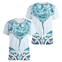 New Zealand Manta Ray Tattoo Women V-Neck T-Shirt Aotearoa Maori Haehae Paua Shell - Polynesian Pride