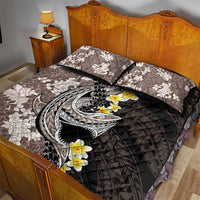 Brown and Black Hawaii Shark Tattoo Quilt Bed Set Puakenikeni Lei Plumeria Polynesian Pattern - Polynesian Pride
