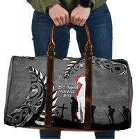 New Zealand ANZAC Day Travel Bag 25th April Silver Fern With Poppy - Polynesian Pride