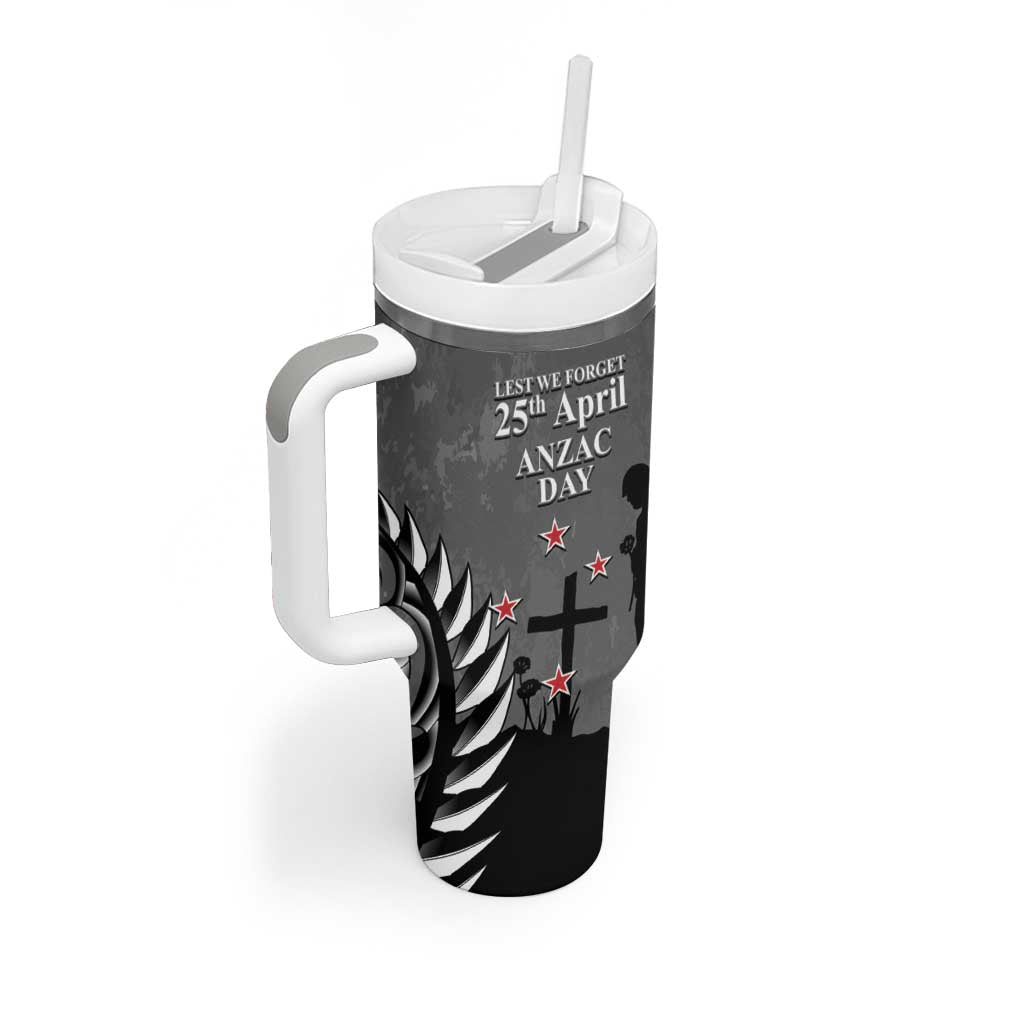 New Zealand ANZAC Day Tumbler With Handle 25th April Silver Fern With Poppy