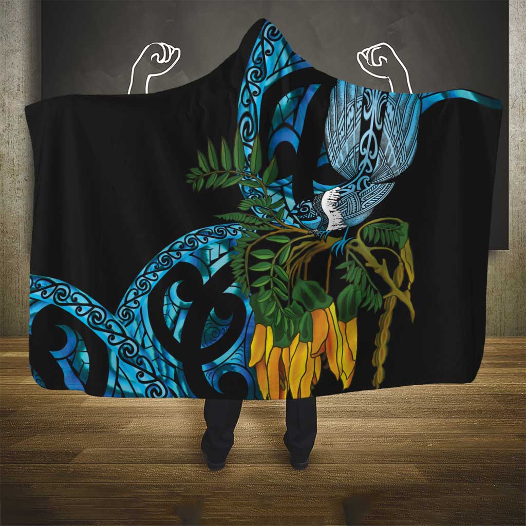 Turquoise New Zealand Kowhai And Piwakawaka Hooded Blanket Maori Ngaru Paua Shell