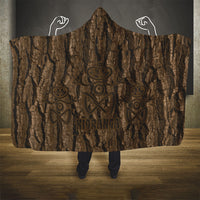 Kioranga Moriori New Zealand Hooded Blanket Kopi Rakau Carving Art