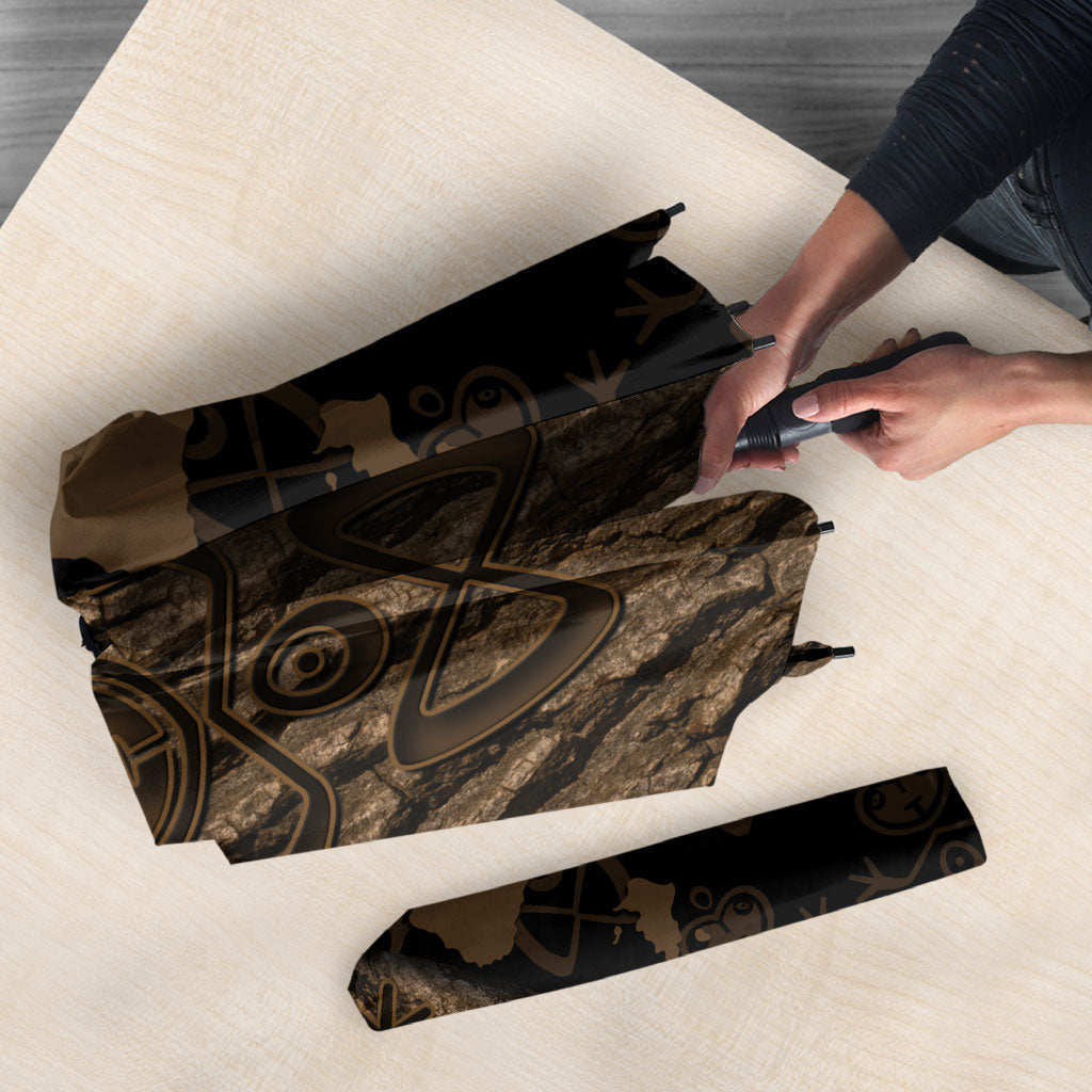 Moriori Kekoru New Zealand Personalised Umbrella Kopi Rakau Carving Chatham Islands Map
