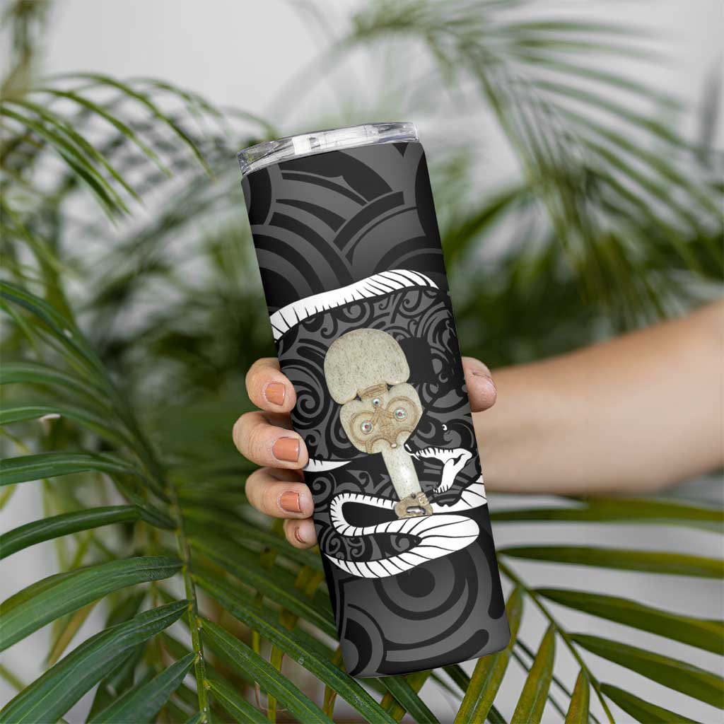 Black New Zealand Eel Skinny Tumbler Aotearoa Maori Tuna With Kotiate Weapon