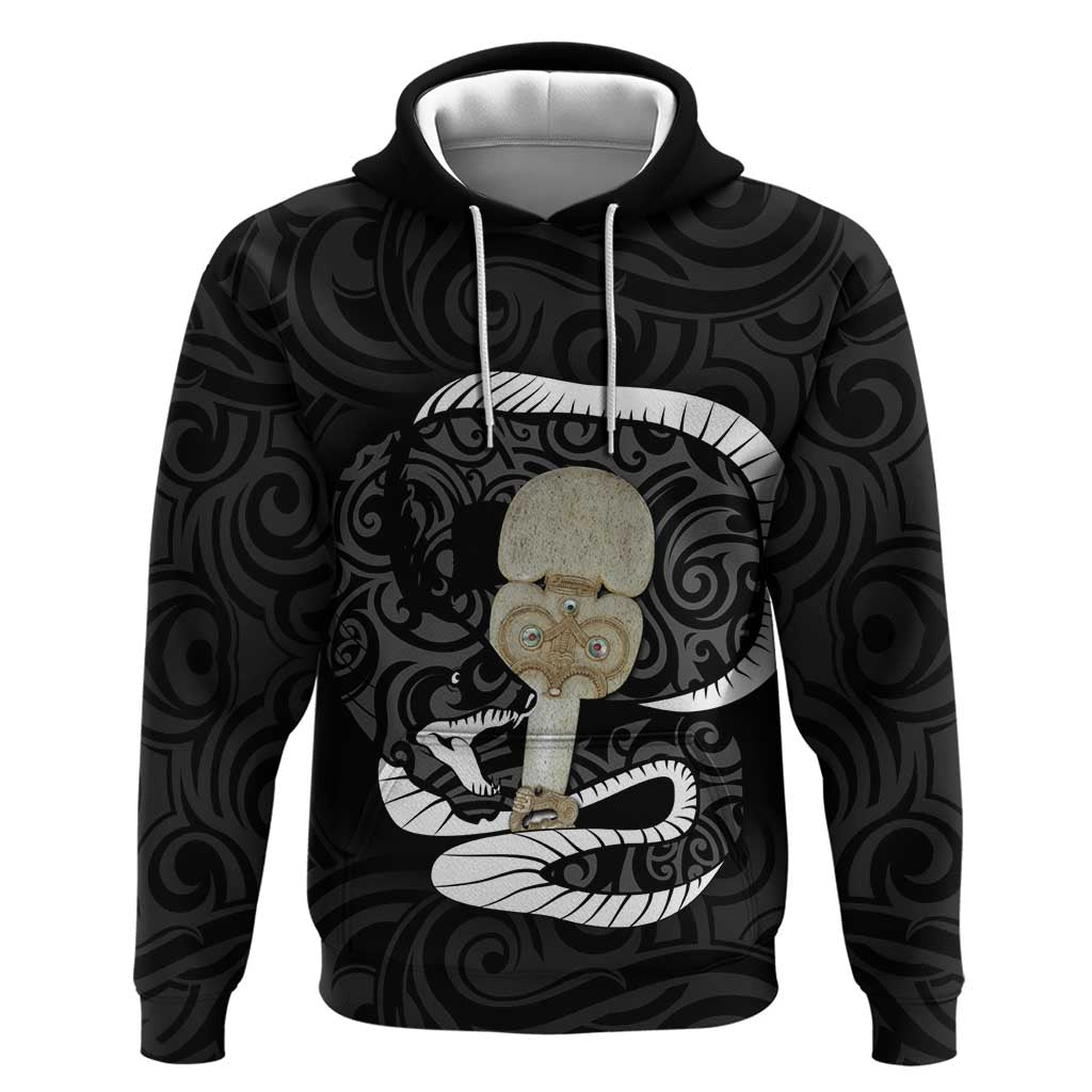Black New Zealand Eel Zip Hoodie Aotearoa Maori Tuna With Kotiate Weapon LT14 Pullover Hoodie Black - Polynesian Pride
