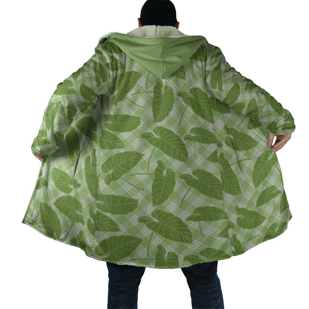 Green Hawaii Kalo Palaka Motifs Cloak Hawaiian Taro Leaves Elegant Vibes - Polynesian Pride