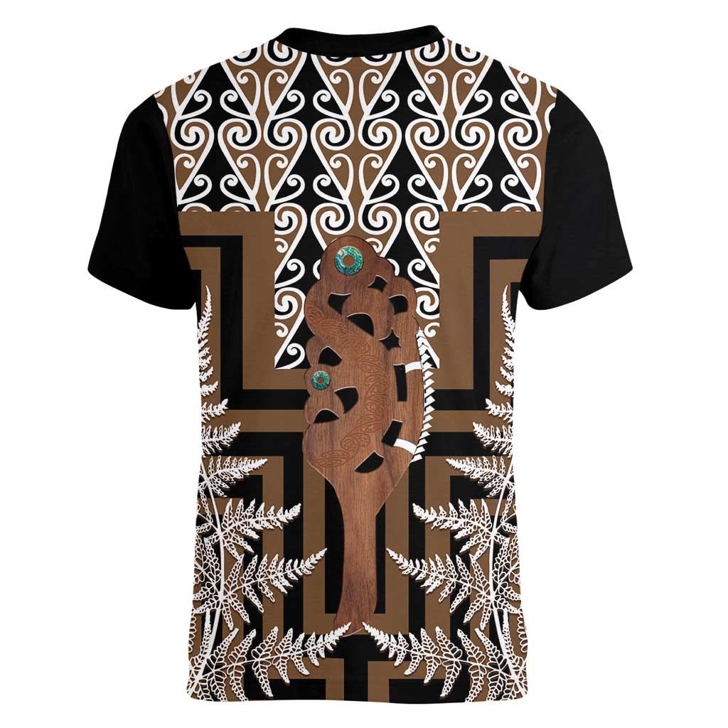 New Zealand Women V-Neck T-Shirt Maori Maripi Knife With Poutama Art