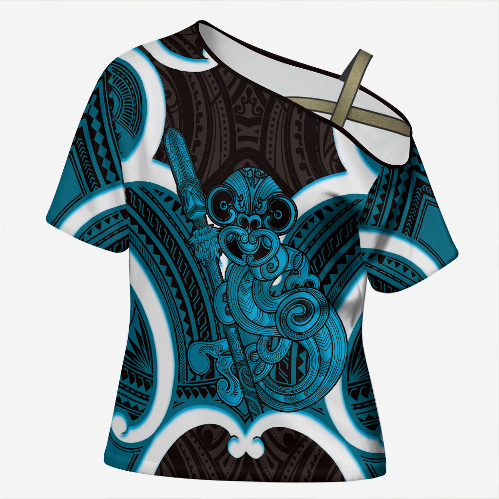 Kikorangi Aotearoa Atua Tumatauenga Personalised Cross Shoulder Shirt Maori God Of War Tiki With Taiaha LT14 Female Blue - Polynesian Pride