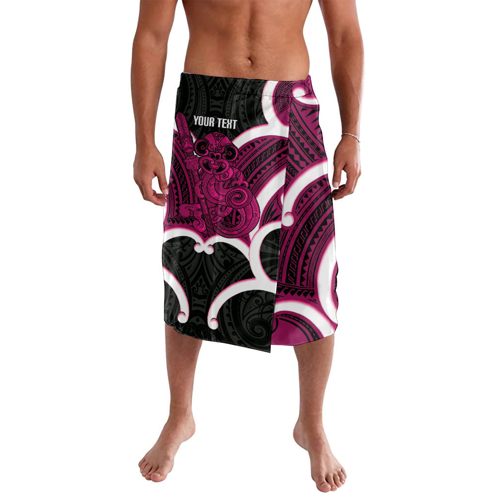Mawhero Aotearoa Atua Tumatauenga Personalised Lavalava Maori God Of War Tiki With Taiaha LT14 Pink - Polynesian Pride