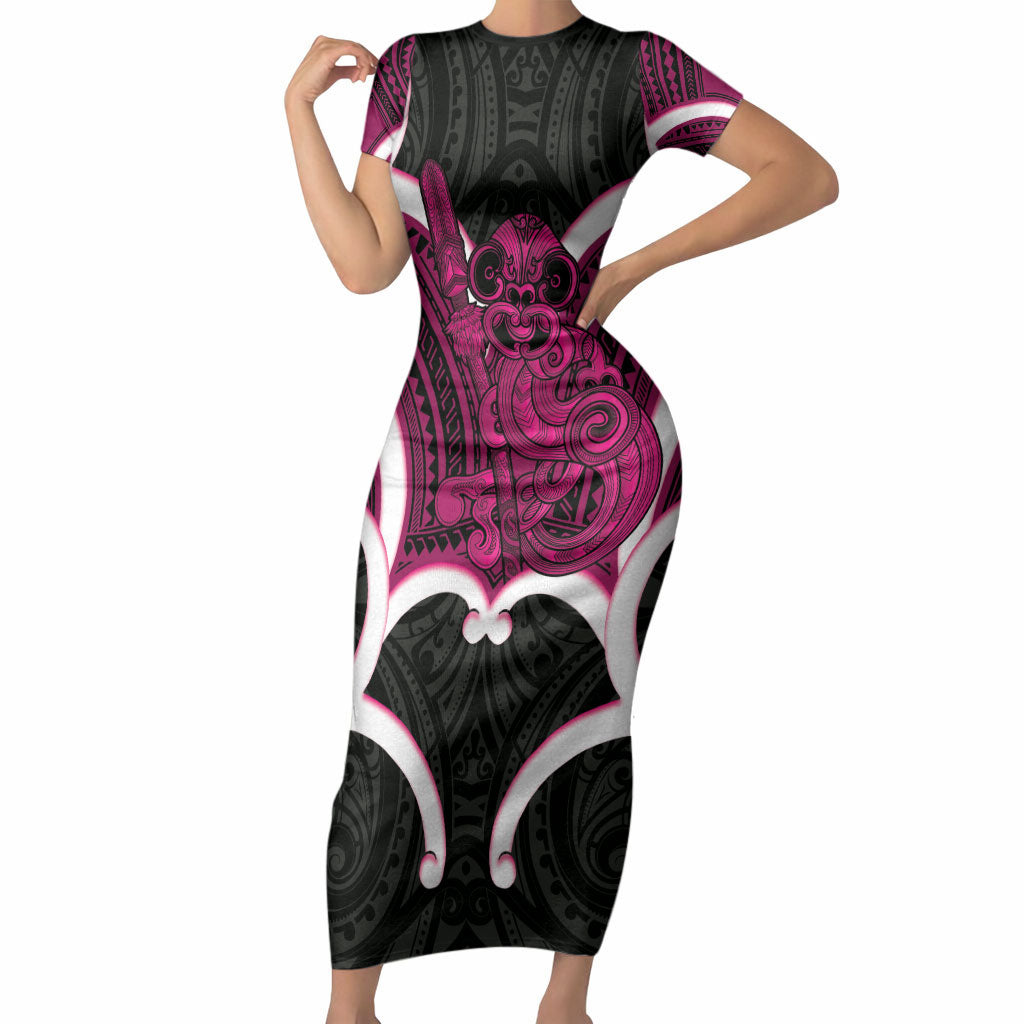 Mawhero Aotearoa Atua Tumatauenga Personalised Short Sleeve Bodycon Dress Maori God Of War Tiki With Taiaha LT14 Long Dress Pink - Polynesian Pride