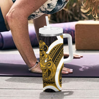 Kowhai Aotearoa Atua Tumatauenga Tumbler With Handle Maori God Of War Tiki With Taiaha LT14 - Polynesian Pride