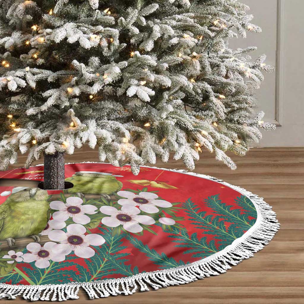 New Zealand Kakapo Christmas Tree Skirt Owl Parrot Santa Sliver Fern Manuka - Red - Polynesian Pride