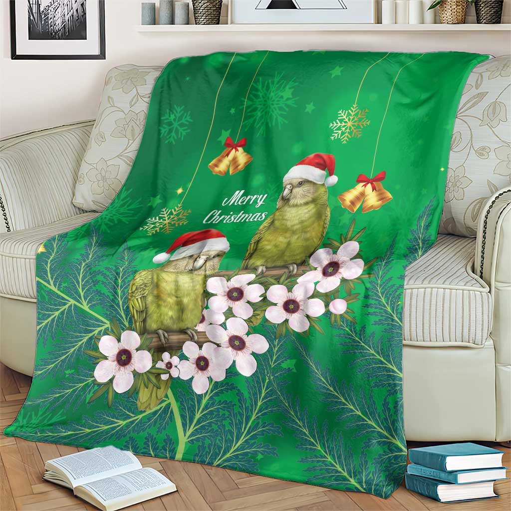 New Zealand Kakapo Christmas Blanket Owl Parrot Santa Sliver Fern Manuka - Green - Polynesian Pride