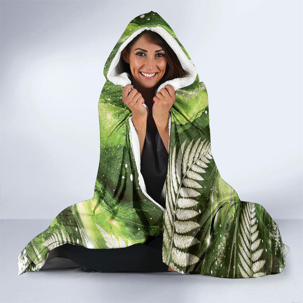 Kakapo New Zealand Christmas In July Hooded Blanket NZ Aroha Koru Fern Marble Vibes