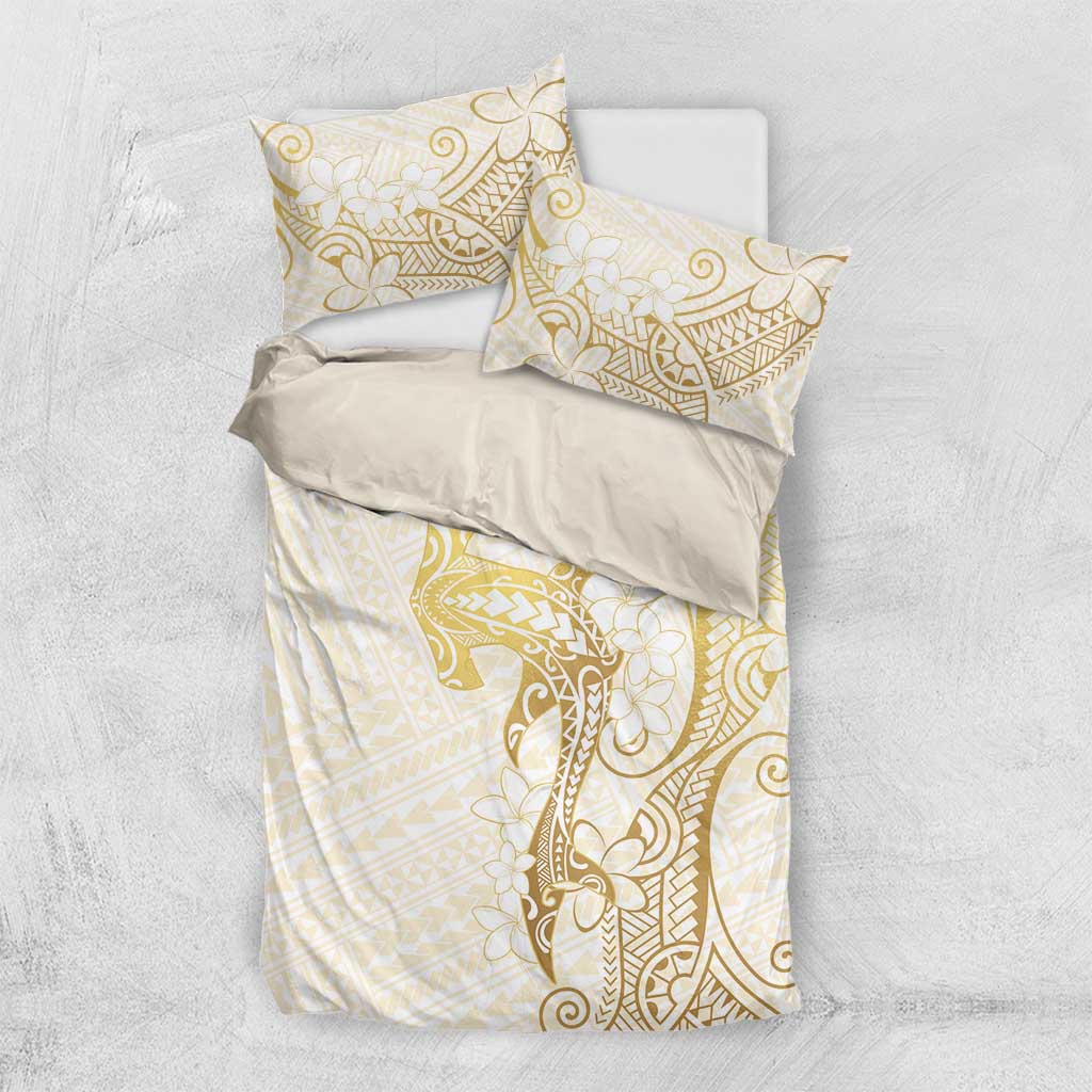 Gold and White Hawaii Bedding Set Hammerhead Shark Tattoo Curve Polynesian - Polynesian Pride