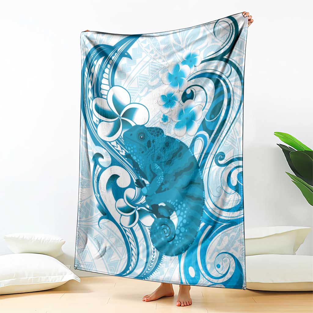 Cyan And White Hawaii Chameleon Blanket Plumeria Polynesian Tribal Art
