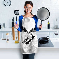Custom New Zealand Silver Fern Football Apron Go Aotearoa Grunge White - Polynesian Pride