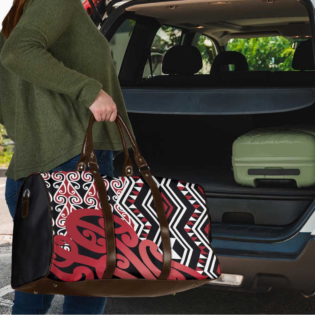New Zealand Travel Bag Aotearoa Kowhaiwhai Mix Taniko Art - Red - Polynesian Pride