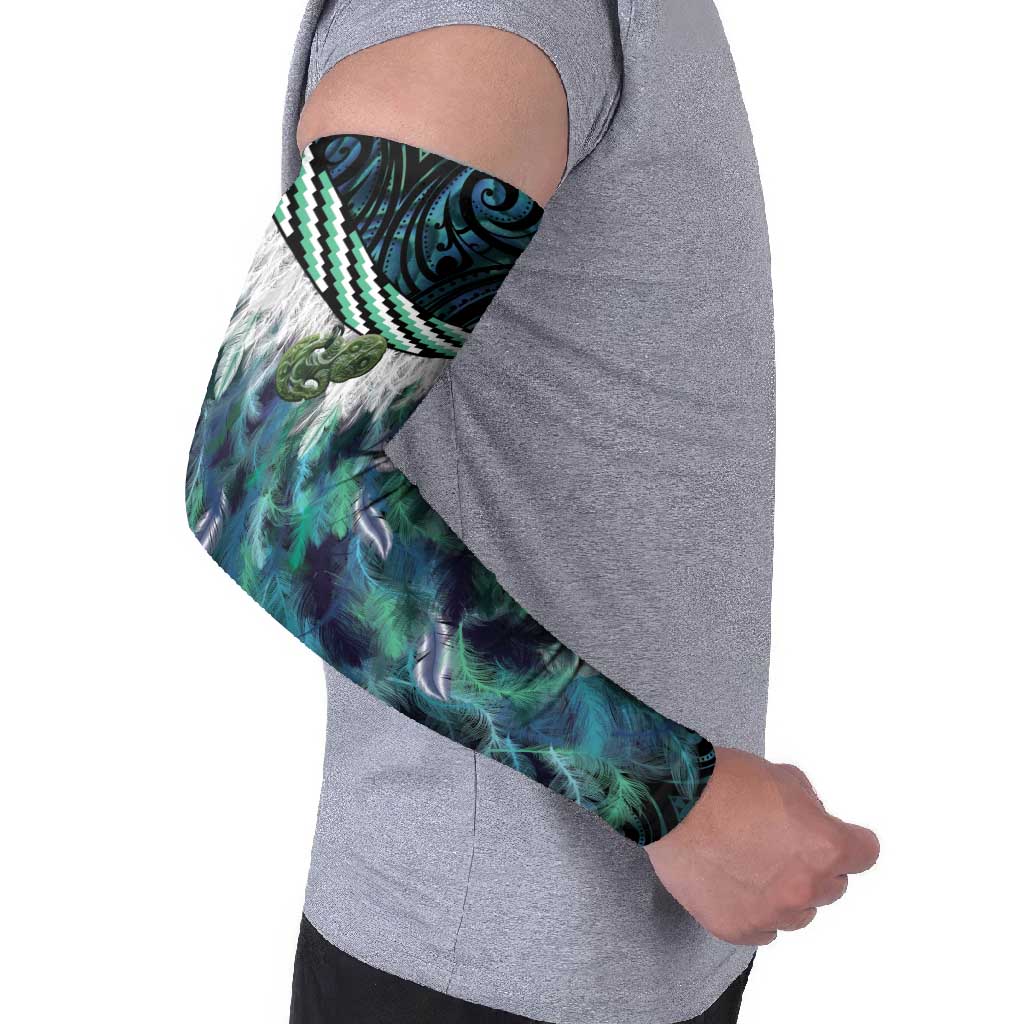 Turquoise Traditional Cloak Aotearoa Arm Sleeves Maori Paua Shell Korowai Pattern - Polynesian Pride