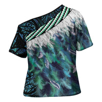 Turquoise Traditional Cloak Aotearoa Cross Shoulder Shirt Maori Paua Shell Korowai Pattern LT14 - Polynesian Pride