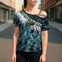 Turquoise Traditional Cloak Aotearoa Cross Shoulder Shirt Maori Paua Shell Korowai Pattern LT14 - Polynesian Pride