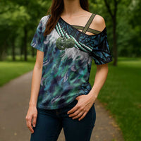 Turquoise Traditional Cloak Aotearoa Cross Shoulder Shirt Maori Paua Shell Korowai Pattern LT14 - Polynesian Pride