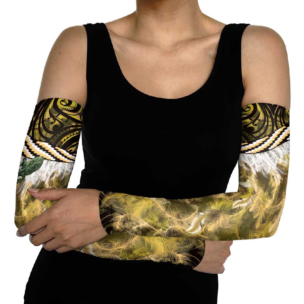 Yellow Traditional Cloak Aotearoa Arm Sleeves Maori Paua Shell Korowai Pattern - Polynesian Pride