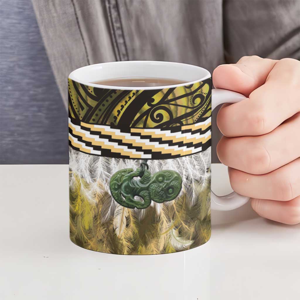 Yellow Traditional Cloak Aotearoa Ceramic Mug Maori Paua Shell Korowai Pattern - Polynesian Pride
