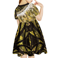Yellow Traditional Cloak Aotearoa Kid Short Sleeve Dress Maori Paua Shell Korowai Pattern