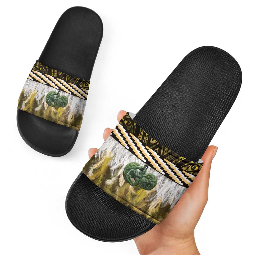 Yellow Traditional Cloak Aotearoa Slide Sandals Maori Paua Shell Korowai Pattern - Polynesian Pride