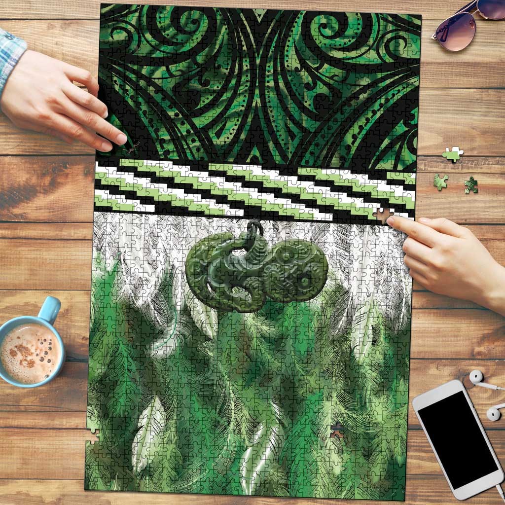 Green Traditional Cloak Aotearoa Puzzle Maori Paua Shell Korowai Pattern - Polynesian Pride