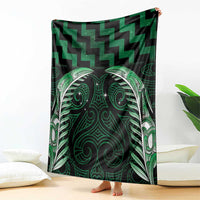 Green Matariki New Zealand Blanket Maori Poutama Galaxy Vibes
