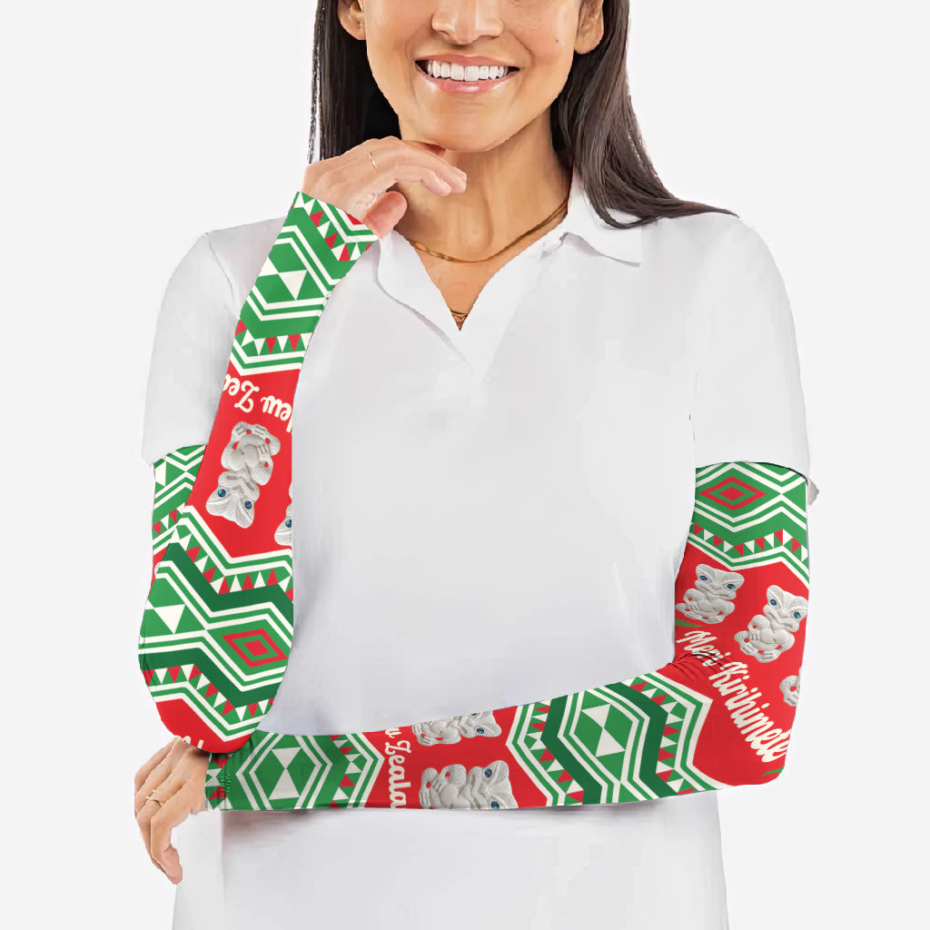 New Zealand Christmas In July Arm Sleeves Meri Kirihimete Hei Tiki Taniko Motifs Seamless