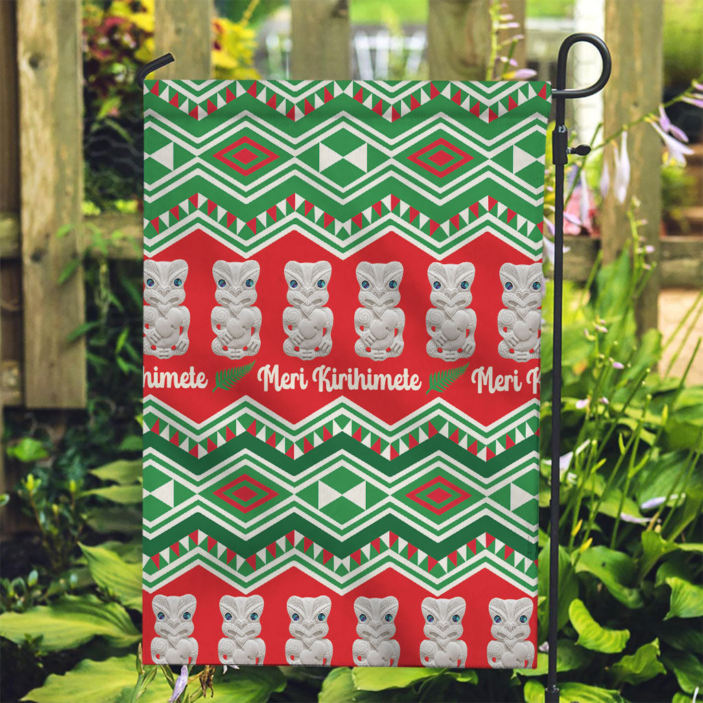 New Zealand Christmas In July Garden Flag Meri Kirihimete Hei Tiki Taniko Motifs Seamless