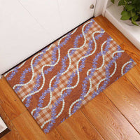 Orange Hawaii Palaka Honohono Pikake Rubber Doormat Hawaiian Orchid Lei Polynesian Pattern - Polynesian Pride