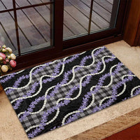 Black Hawaii Palaka Honohono Pikake Rubber Doormat Hawaiian Orchid Lei Polynesian Pattern - Polynesian Pride