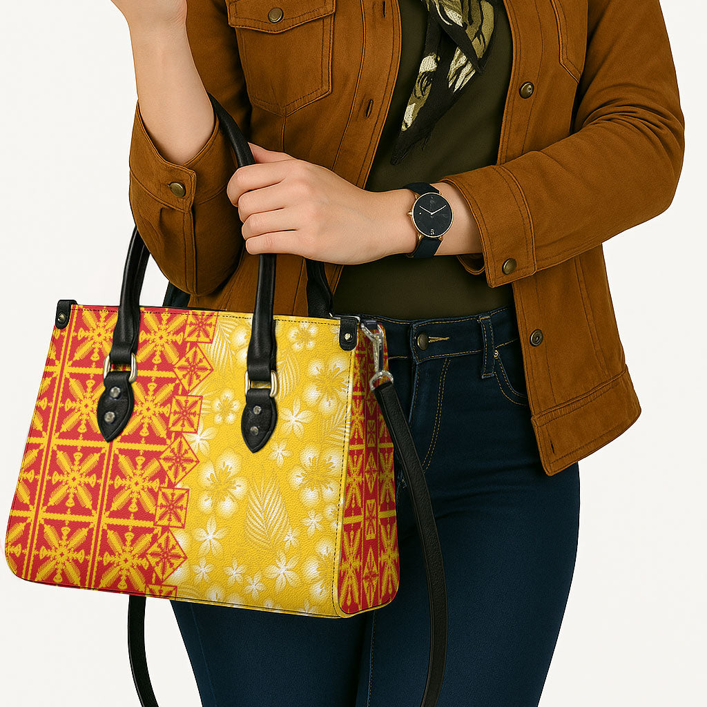 Kahili Quilt Hawaii Leather Bag Tropical Flower Seamless Half Style