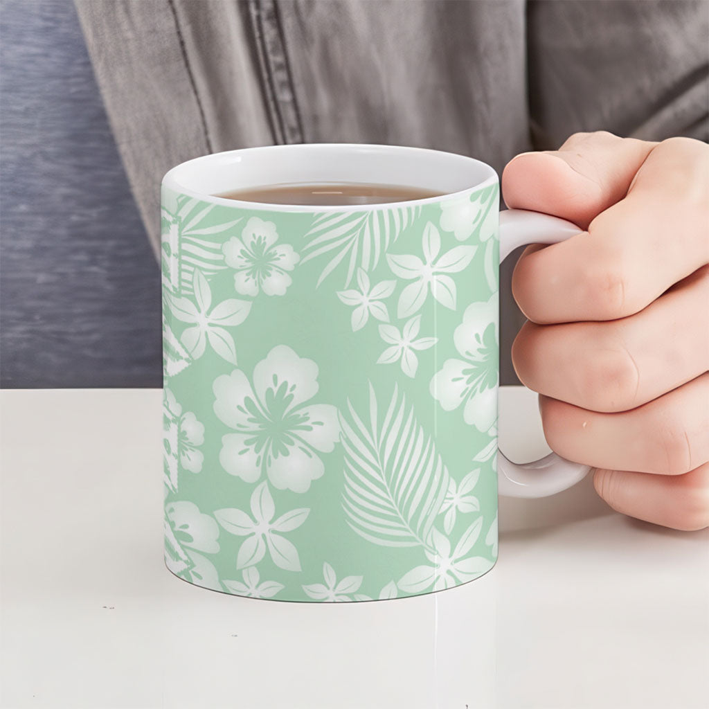 Pastel Green Kahili Quilt Hawaii Ceramic Mug Tropical Flower Seamless Half Style