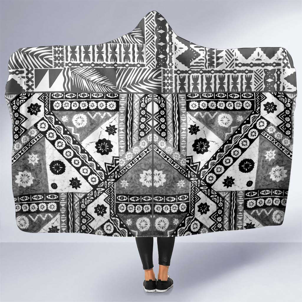 Black Bula Fiji Hooded Blanket Unique Masi Tapa Pattern LT14 One Size Black - Polynesian Pride