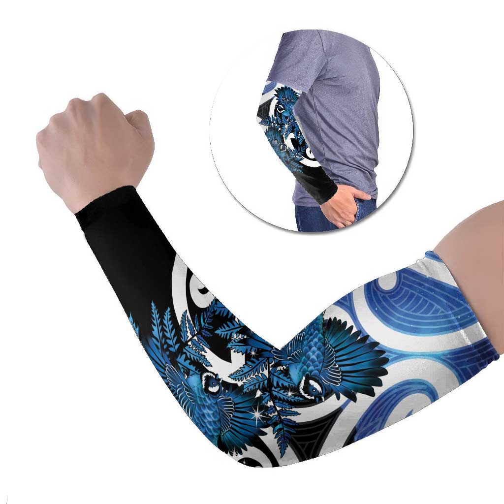 Piwakawaka New Zealand Matariki Arm Sleeves Maori New Year Silver Fern Blue Galaxy LT14 Set of 2 Blue - Polynesian Pride