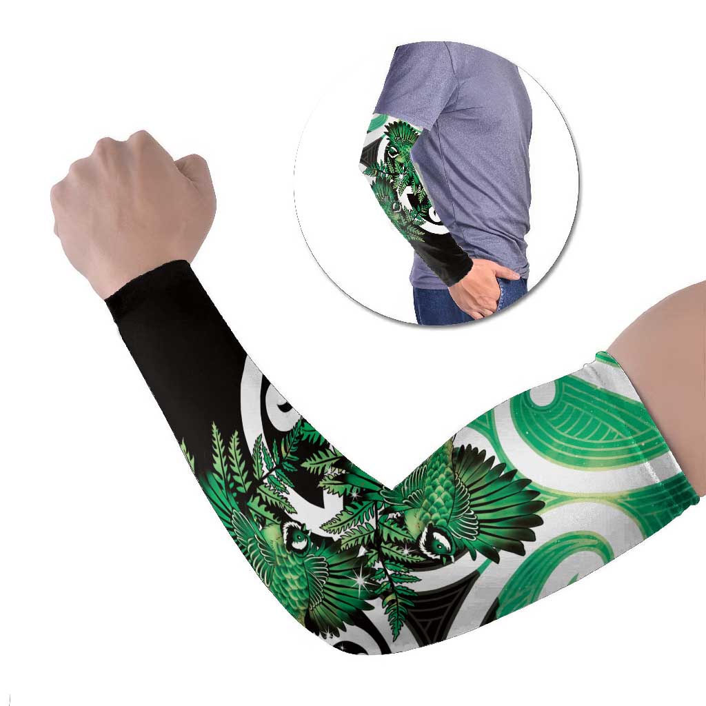 Piwakawaka New Zealand Matariki Arm Sleeves Maori New Year Silver Fern Green Galaxy LT14 Set of 2 Green - Polynesian Pride