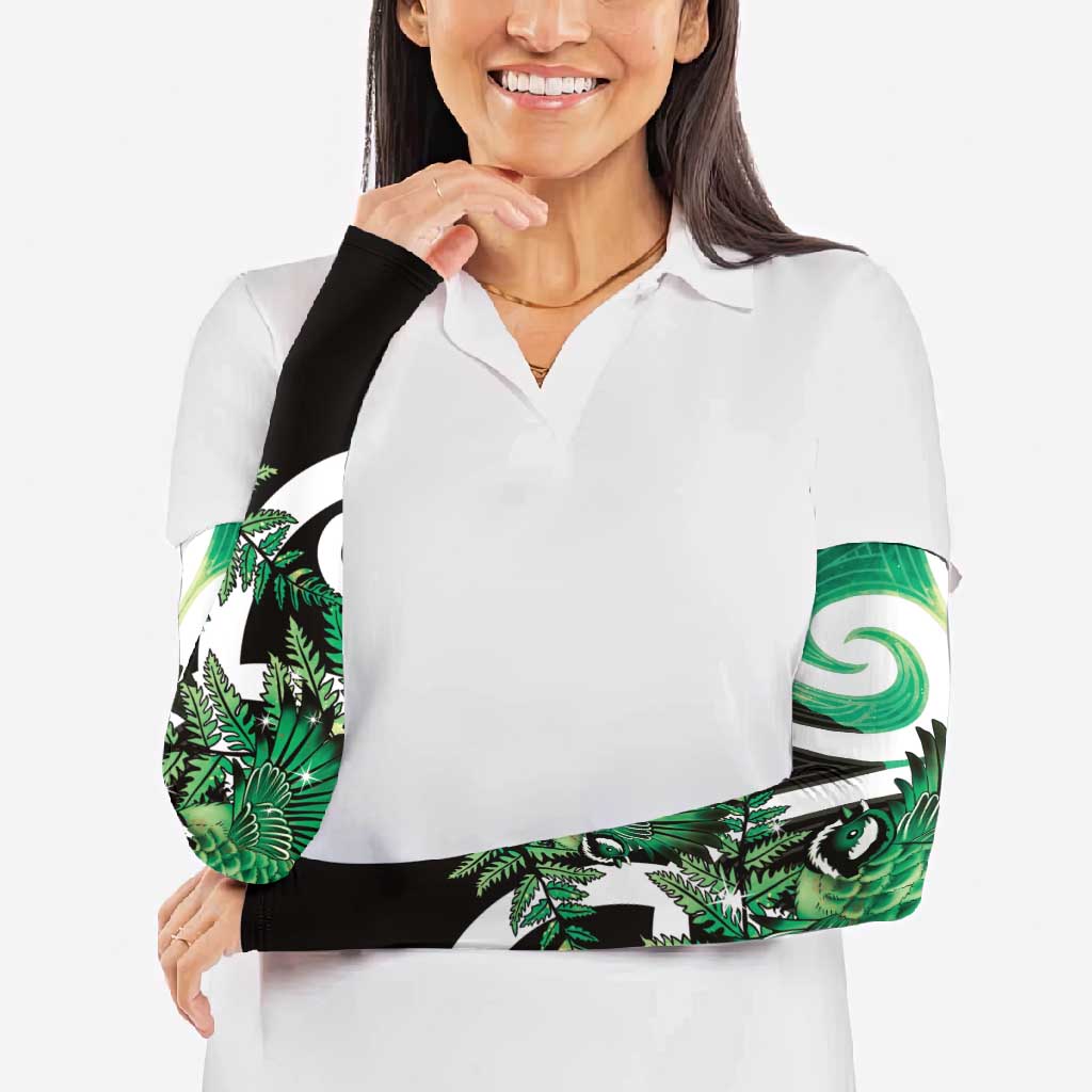 Piwakawaka New Zealand Matariki Arm Sleeves Maori New Year Silver Fern Green Galaxy LT14 - Polynesian Pride