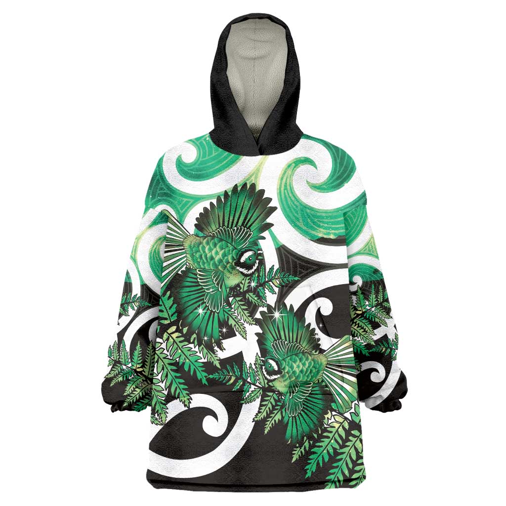 Piwakawaka New Zealand Matariki Wearable Blanket Hoodie Maori New Year Silver Fern Green Galaxy LT14 One Size Green - Polynesian Pride